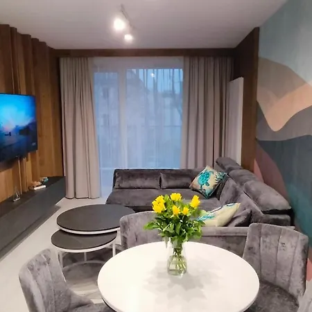 Cicha Przystan Whiteblue Sauna&fitness&parking * 코워브제크